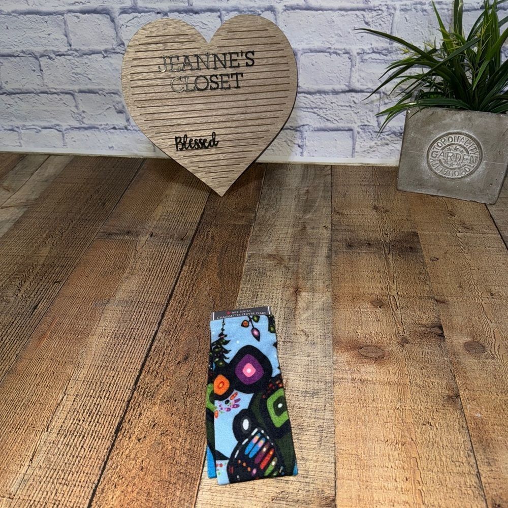 Oscardo Discover Canada Art Socks John Rombough Chipewyan Dene Artist Nwt